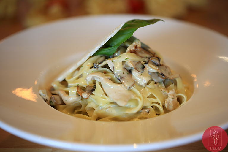 FETTUCİNİ ALFREDO